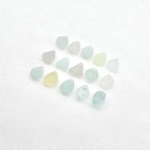 tiny ocean pendants in light shades