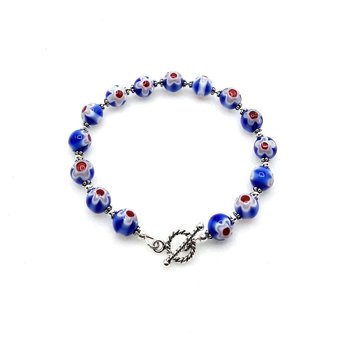 blue beaded bracelet 